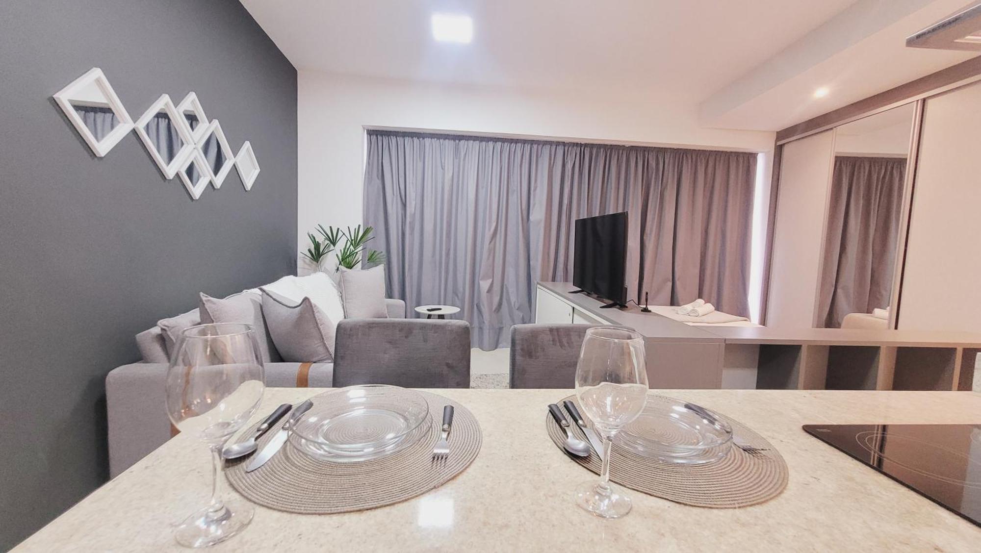 Apartamento Book - Unlimited 618 - Veja E Escute O Mar Santos (Sao Paulo)